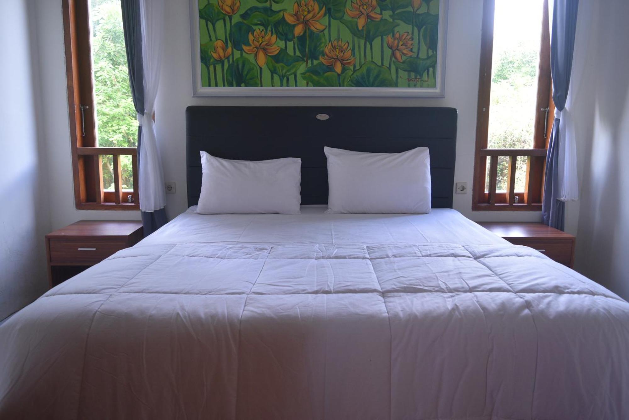 Ketut Joglo Guest House ヌサドゥア エクステリア 写真